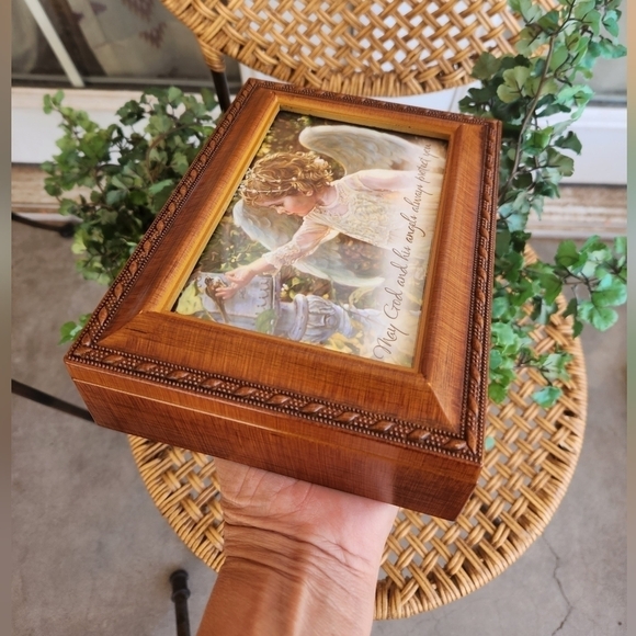 SWEET‎ 16TH  My his angels always protect you music Box - Picture 3 of 10